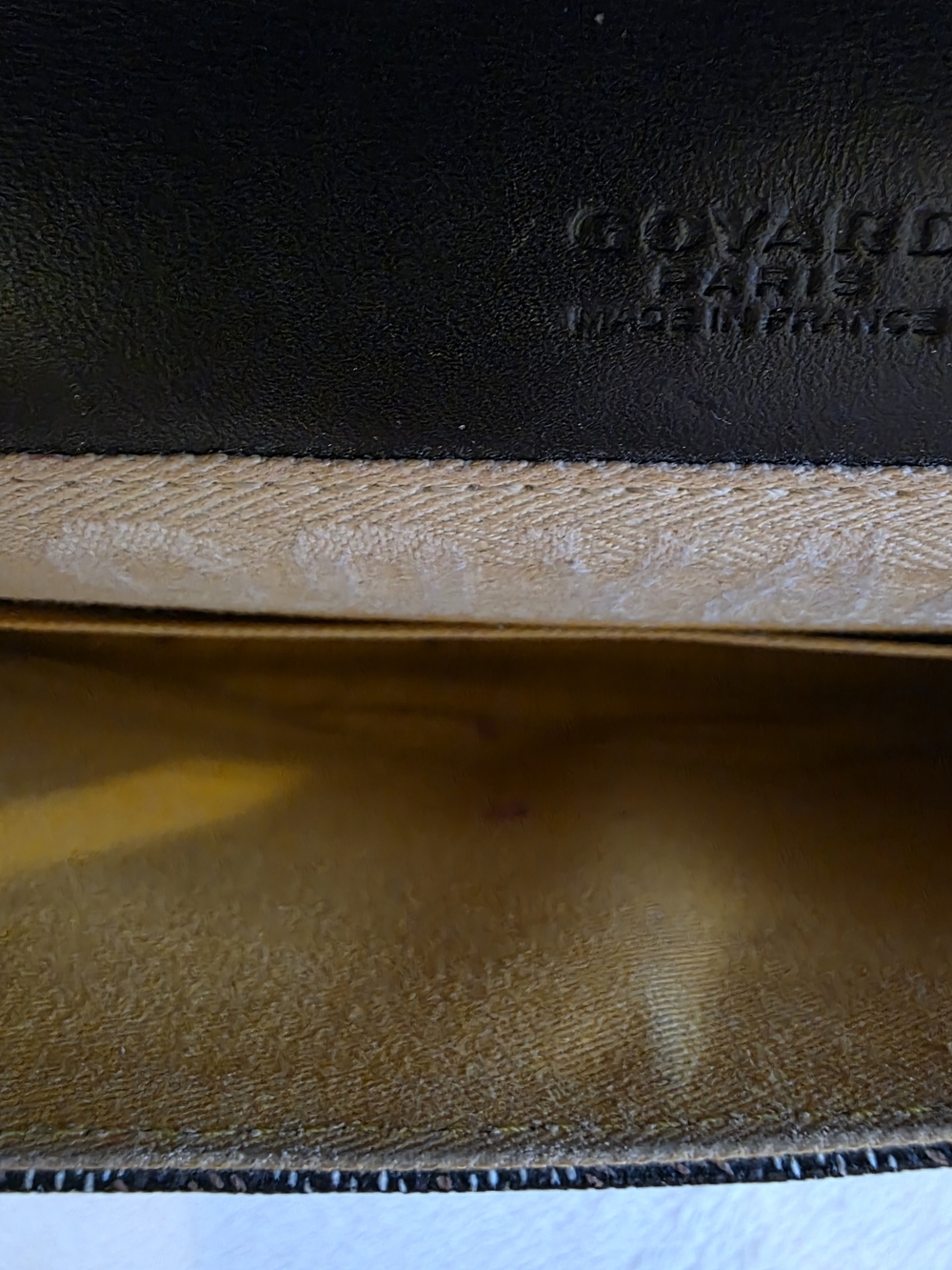 Goyard Black and Tan Goyardine Monogram Clutch with Wood-Trim - Picture 4 of 5